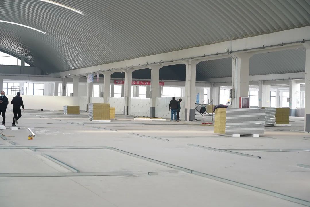 疫情就是命令，鍍鋁鋅鋼板銷售廠家宏鑫源緊急馳援多地方艙醫(yī)院建設(shè)(圖11)